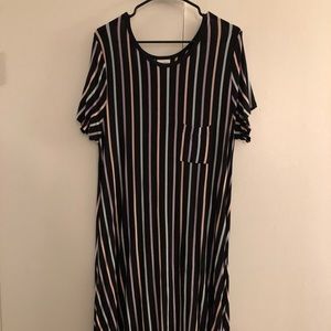Large Lularoe Carly